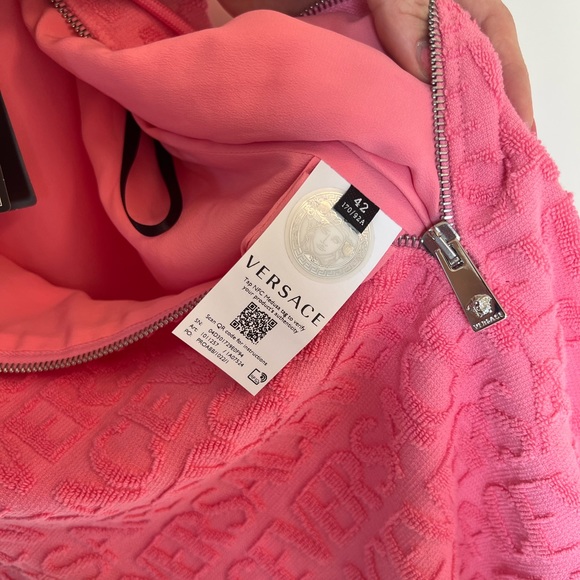 Dua Lipa x Versace Allover Towel Dress | size 42 - Picture 15 of 16